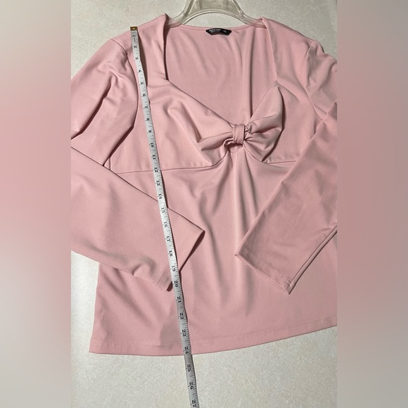 Shein Curve Women’s Long-Sleeves Plain Bow Light Pink Tee Size 1X - Picture 8 of 9